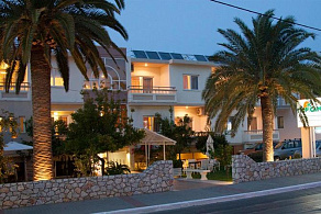 Tropicana Beach Hotel & Suites