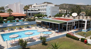 Lagonas Beach Hotel